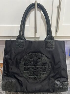 Tory Burch Nylon Large Black Ella Tote
Great condition